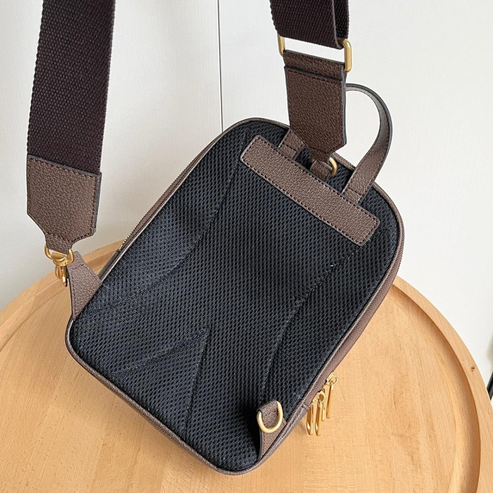 Luxury Red Crossbody Bag – Limited Edition