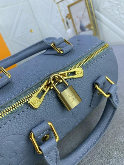 Stylish Leather Shoulder Bag – Special Edition
