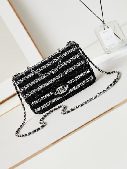 Elegant Shoulder Bag