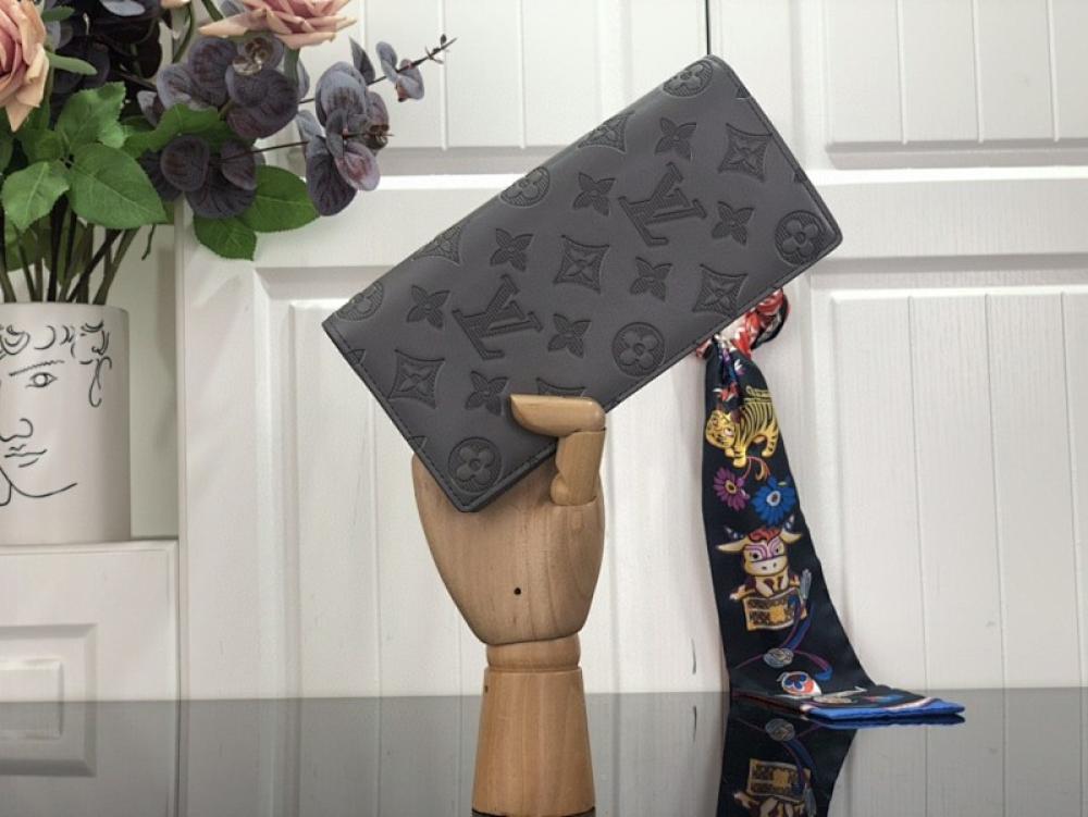 Elegant Wallet