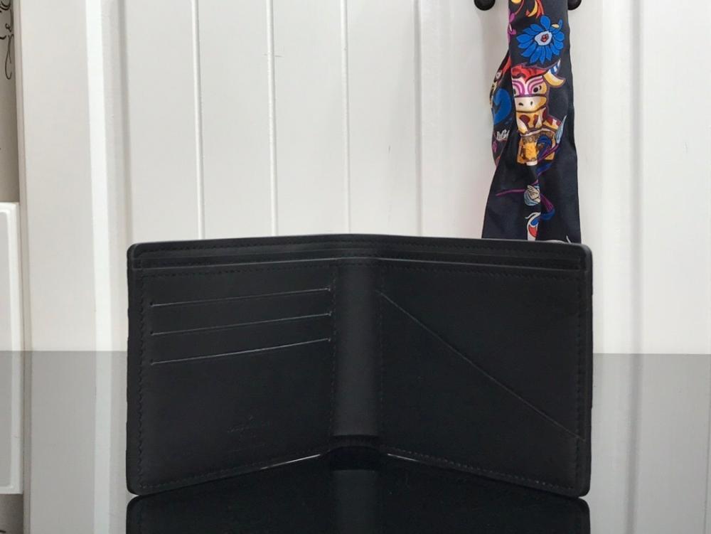Elegant Wallet