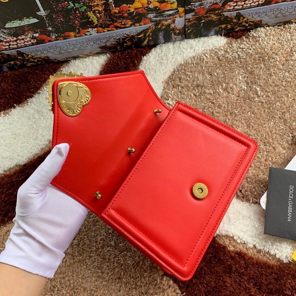 Modern Refined Leather Crossbody Bag