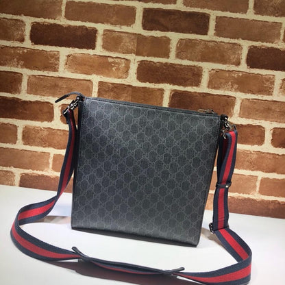 Classic Leather Shoulder Bag