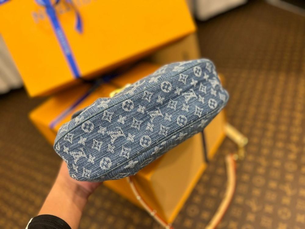Modern Elegant Blue Woven Denim Shoulder Bag