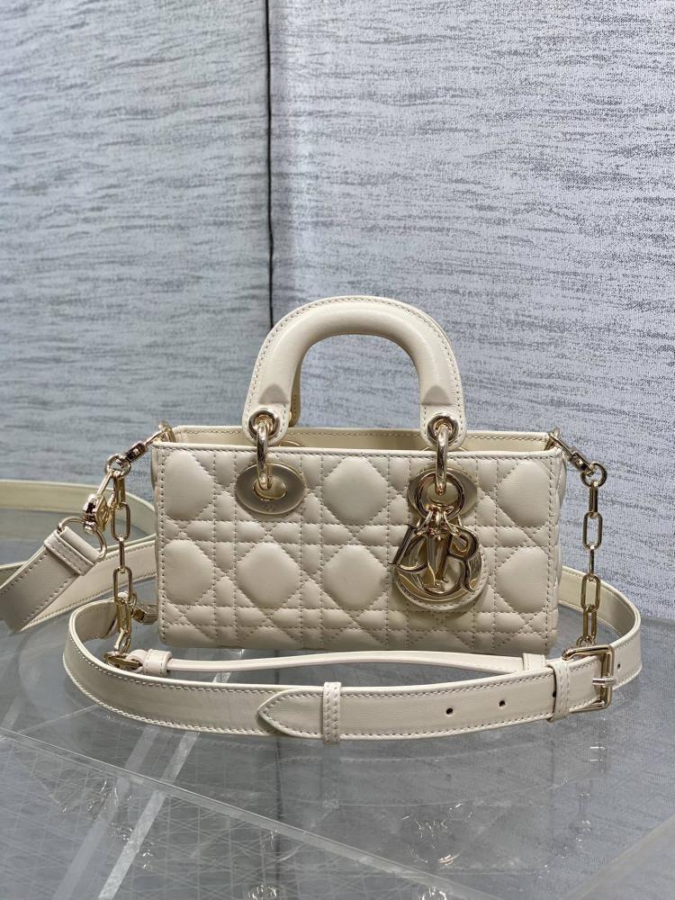 Alma Lambskin Shoulder Bag