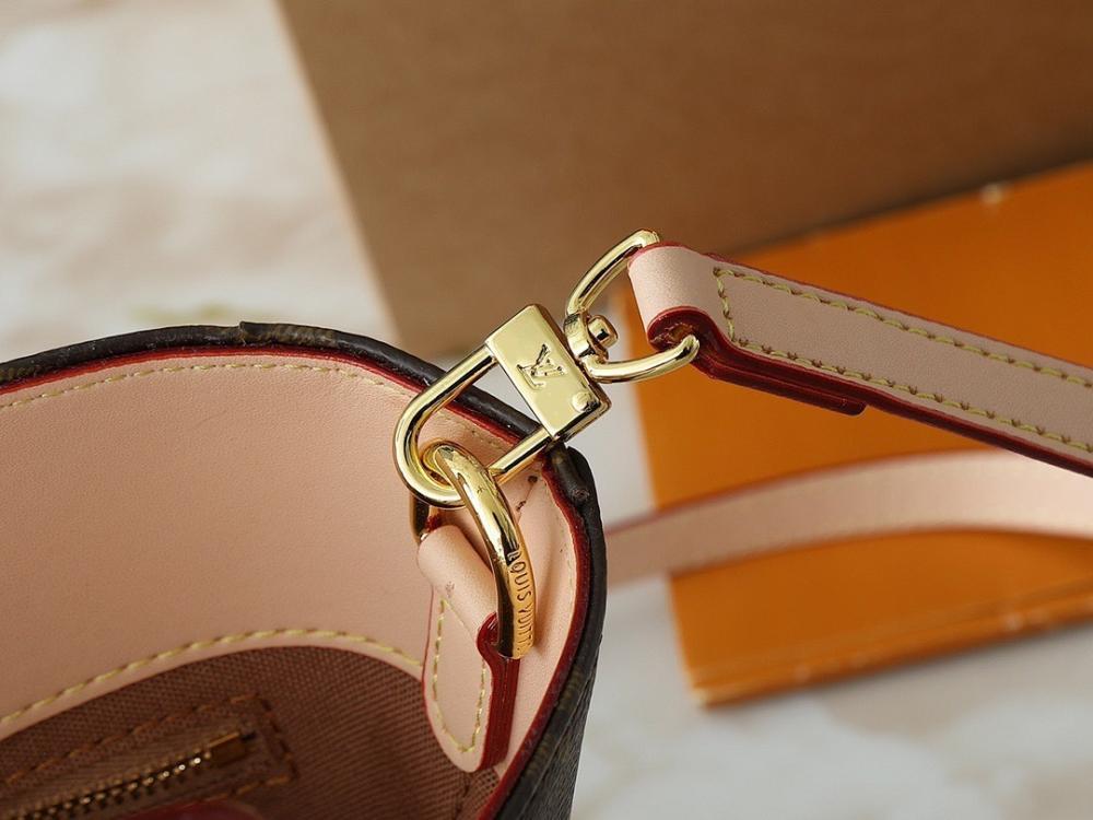 Modern Italian-Inspired Monogram Leather Travel Bag