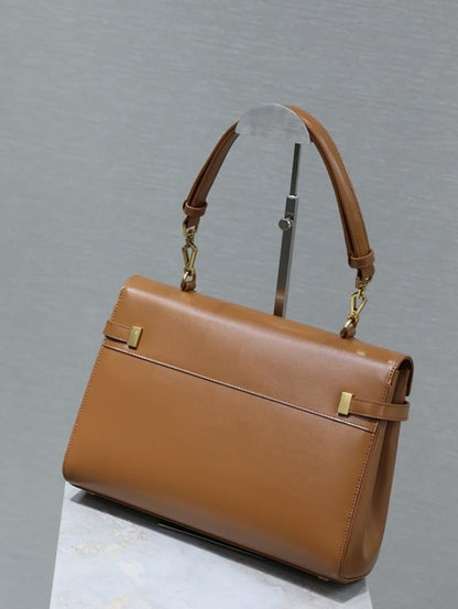 Modern Elegant Leather Shoulder Bag – Limited Edition