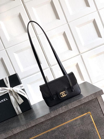 Classic Leather Shoulder Bag