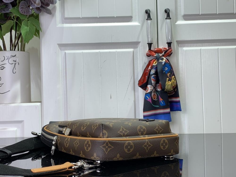 Shoulder Bag