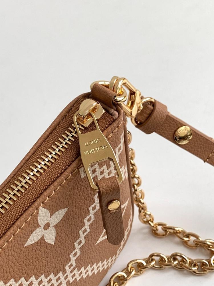 Modern Italian-Inspired Quilted Leather Shoulder Bag