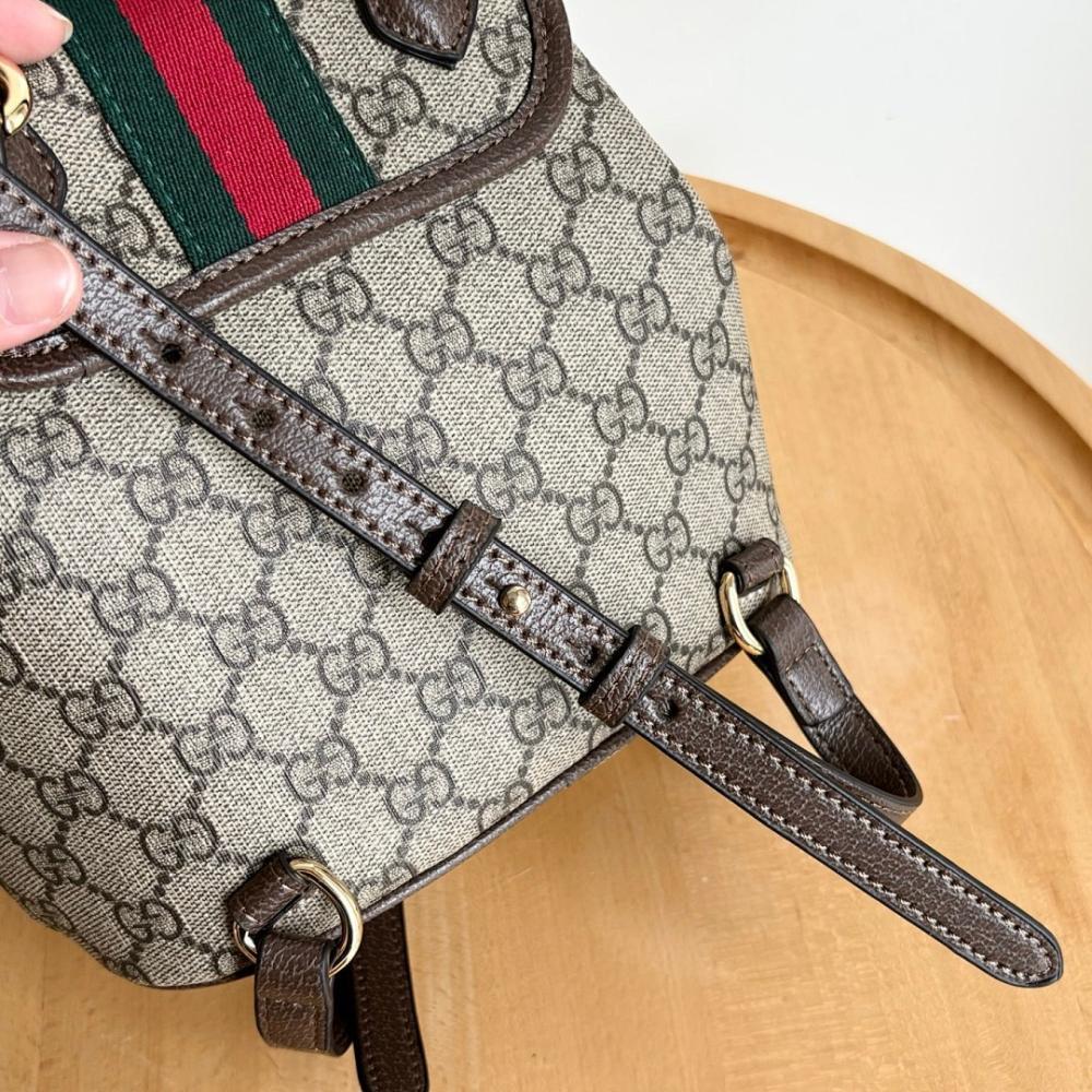 Modern Italian-Inspired Crossbody Bag