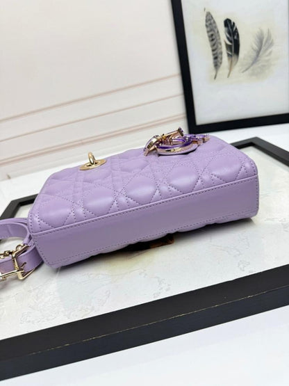 Stylish Refined Gold Embroidered Lambskin Shoulder Bag