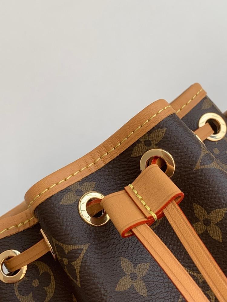 Luxury Refined Leather Shoulder Bag