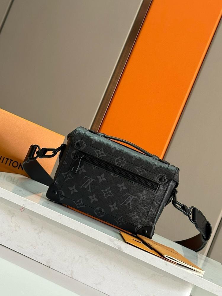 Modern Elegant Leather Shoulder Bag