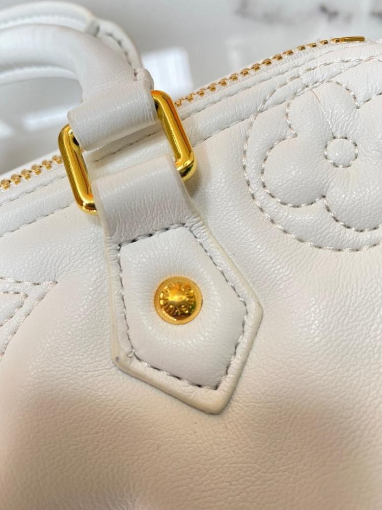Luxury Stylish Quilted Calfskin Shoulder Bag