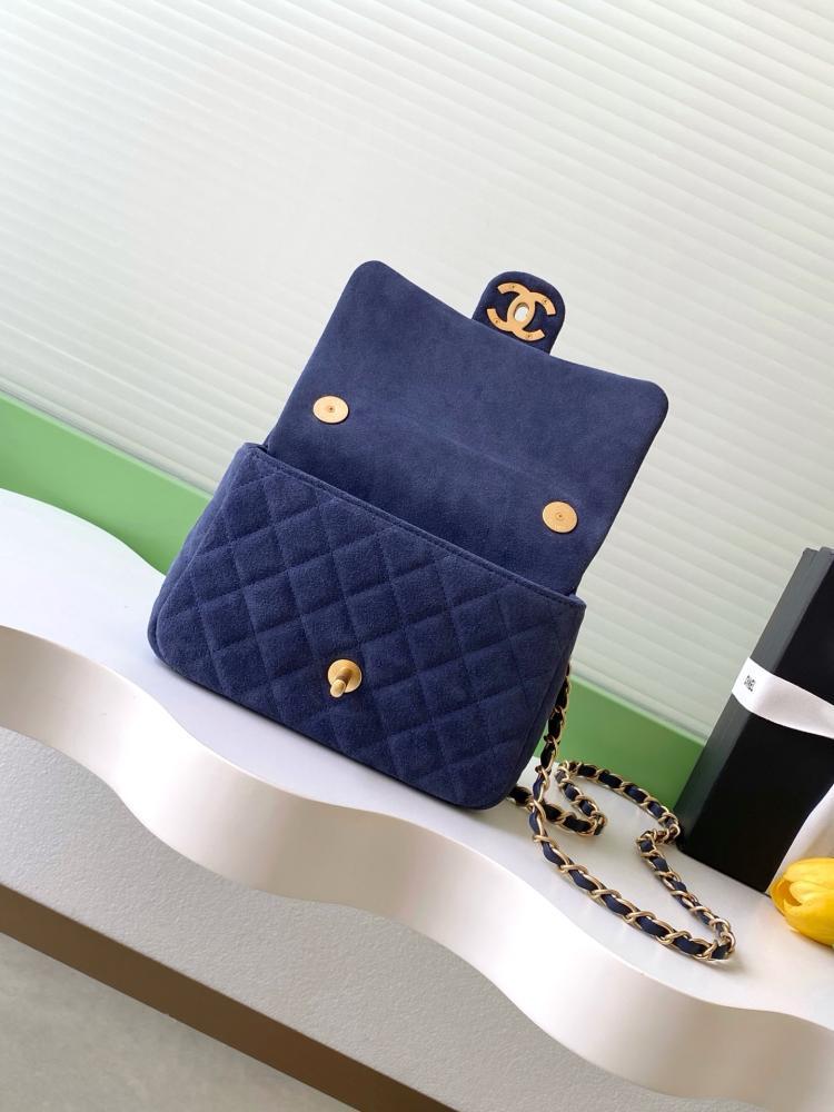 Classic Gold Leather Shoulder Bag