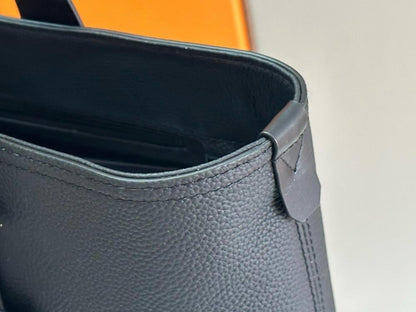 Stylish Premium Leather Crossbody Bag