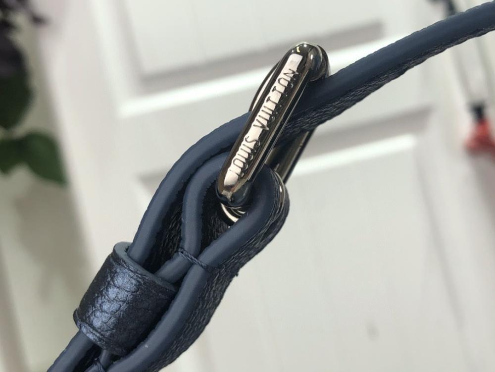 Classic Crossbody Bag