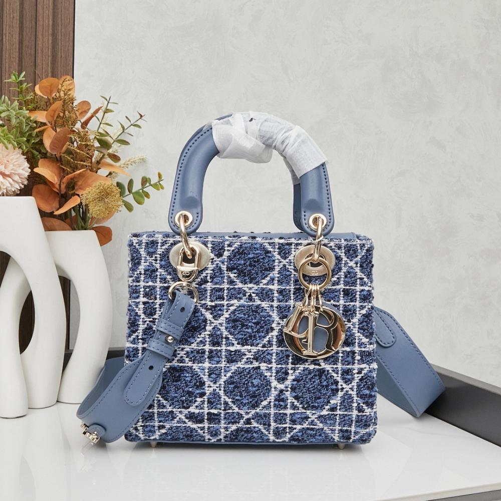 Luxury Elegant Embroidered Top Handle Bag