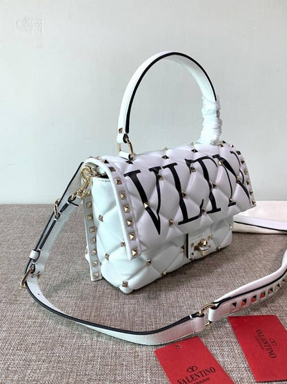 Classic Refined Shoulder Bag