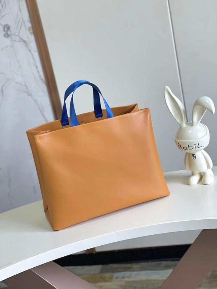 Stylish Leather Tote Bag – Special Edition