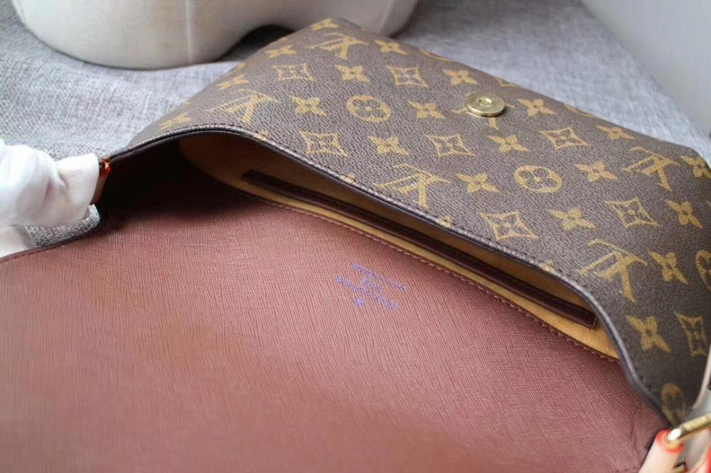 Neverfull Monogram Shoulder Bag