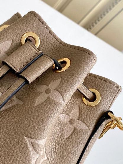 Luxury Elegant Printed Leather Shoulder Bag – Limited Edition
