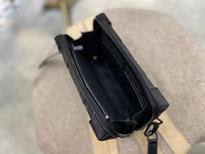Classic Shoulder Bag – Limited Edition