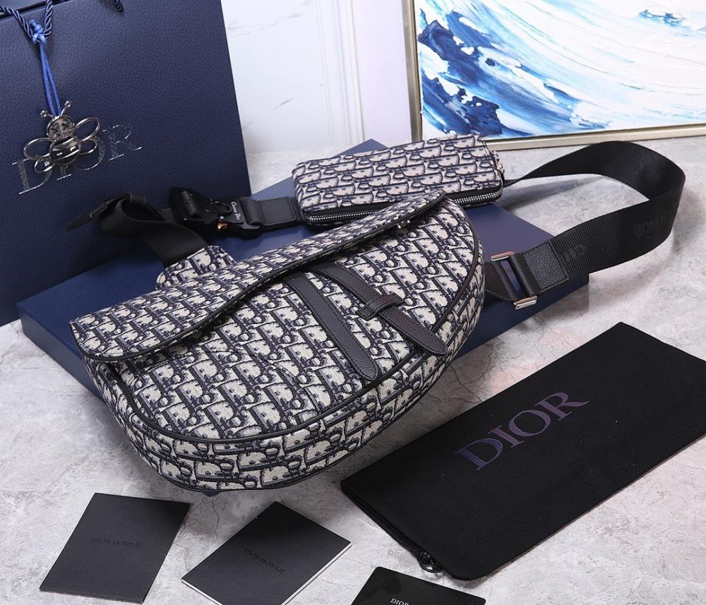 Saddle Black Calfskin Crossbody Bag