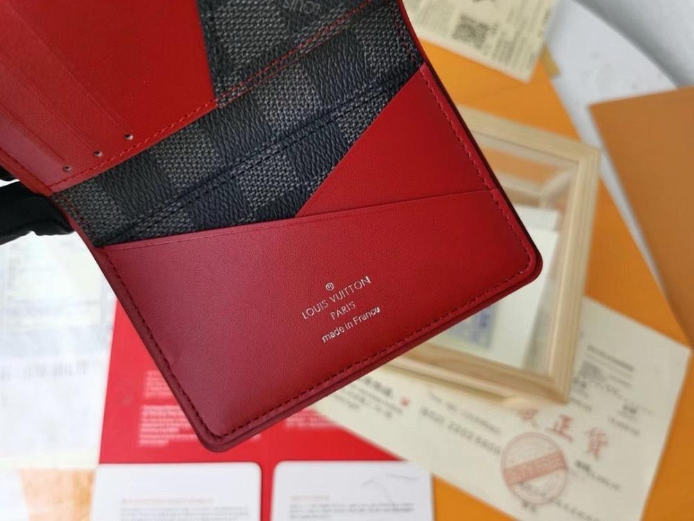 Classic Refined Leather Wallet