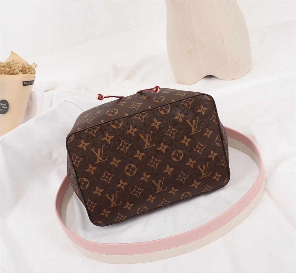 Stylish Woven Leather Crossbody Bag – Special Edition
