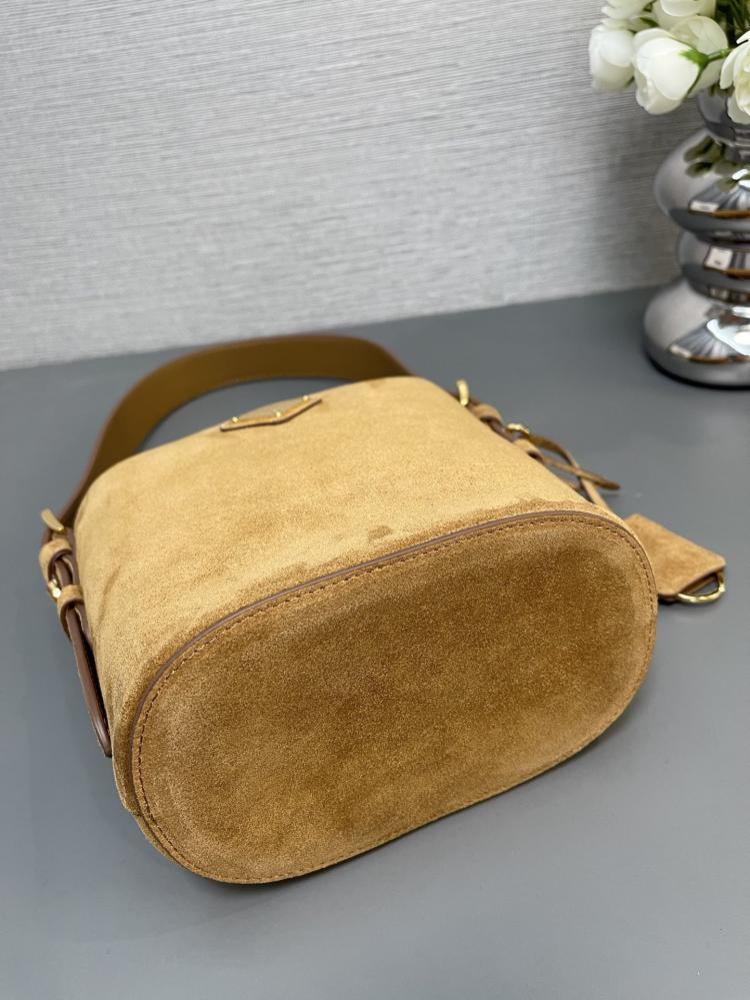 Bucket Bag
