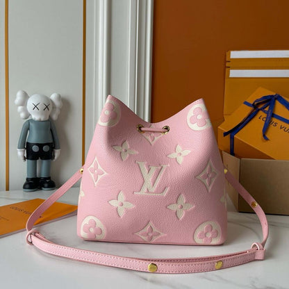 NeoNoe Leather Shoulder Bag