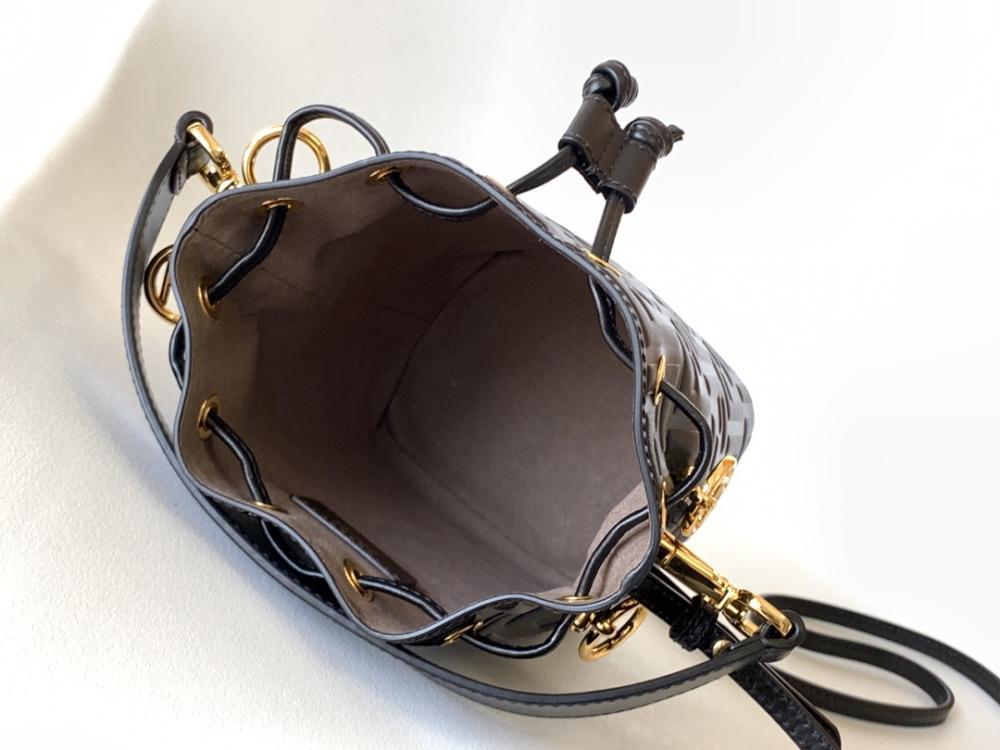 Bucket Bag