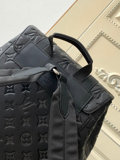 Modern Italian-Inspired Leather Crossbody Bag