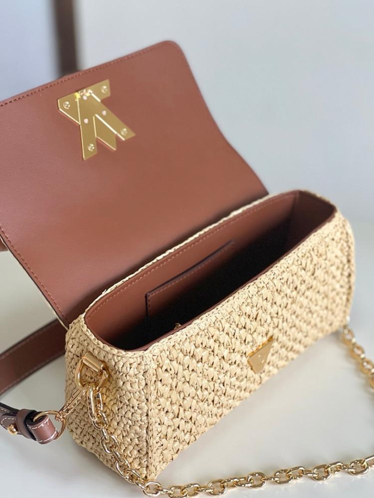 Classic Premium Woven Raffia Shoulder Bag