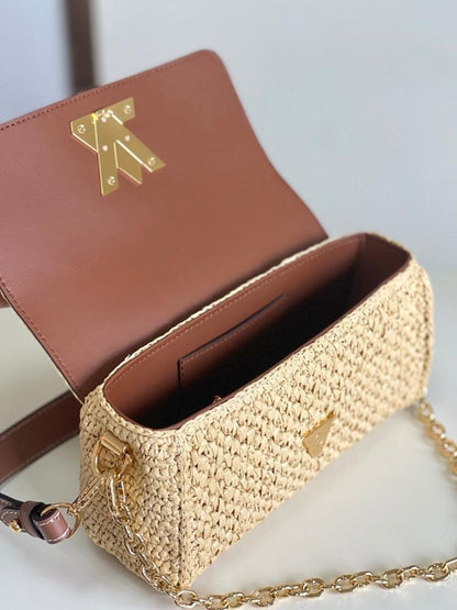 Classic Premium Woven Raffia Shoulder Bag