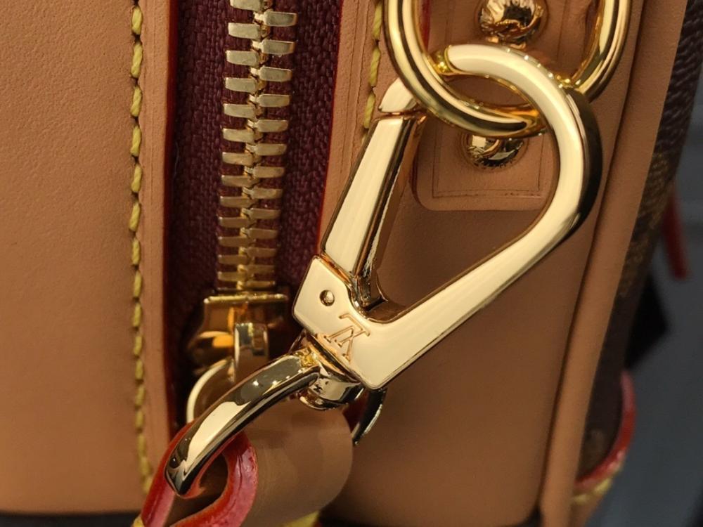 Elegant Shoulder Bag