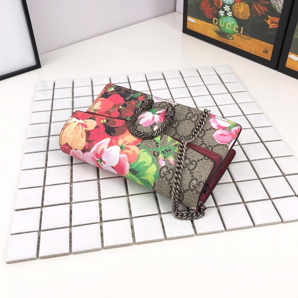 Italian-Inspired Stylish Top Handle Bag