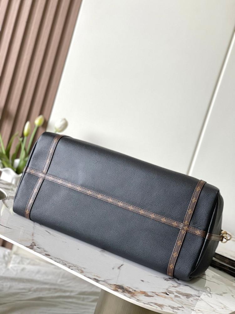 Modern Quilted Calfskin Crossbody Bag – Limited Edition