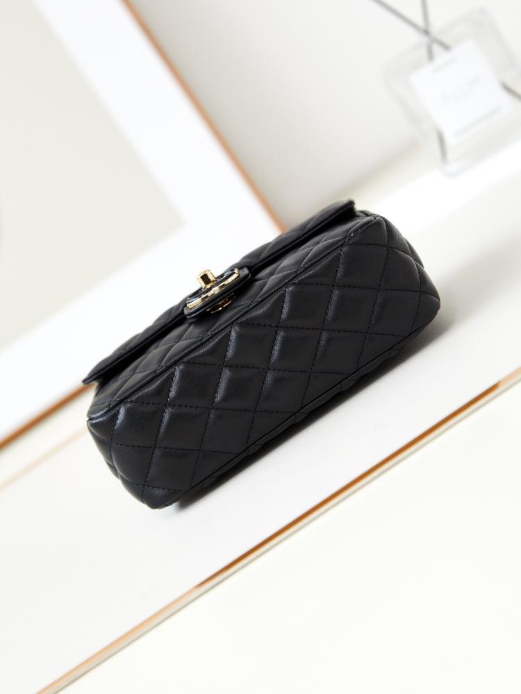 Elegant Leather Shoulder Bag