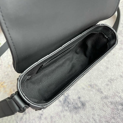 Modern Italian-Inspired Bag