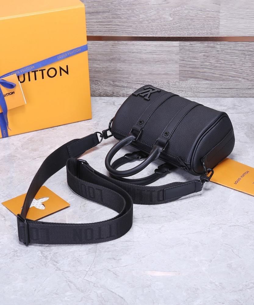 Modern Refined Leather Travel Bag