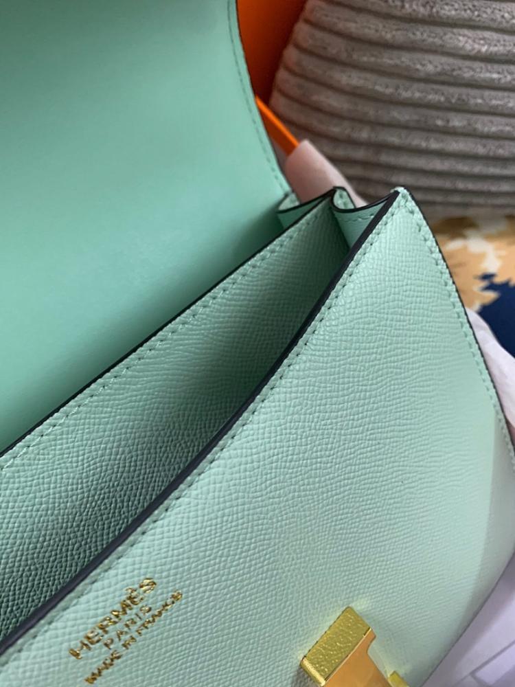 Stylish Refined Gold Leather Shoulder Bag