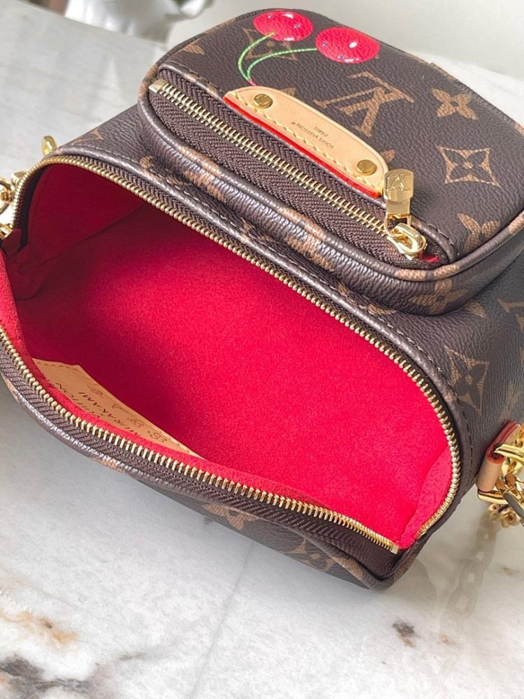 Elegant Stylish Monogram Leather Bag – Special Edition