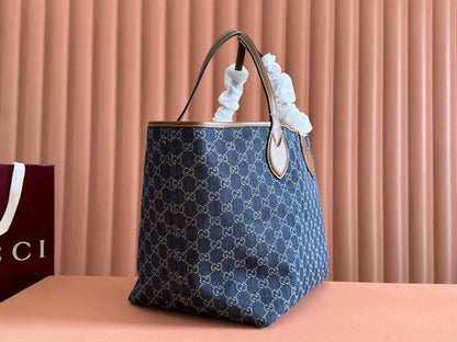 Stylish Refined Crossbody Bag
