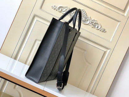 Luxury Refined Quilted Canvas Shoulder Bag