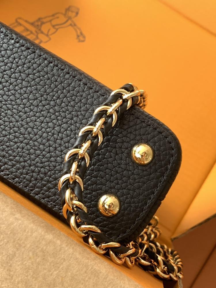 Capucines Calfskin Wallet