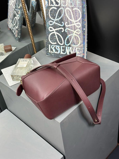 Modern Woven Crossbody Bag – Limited Edition