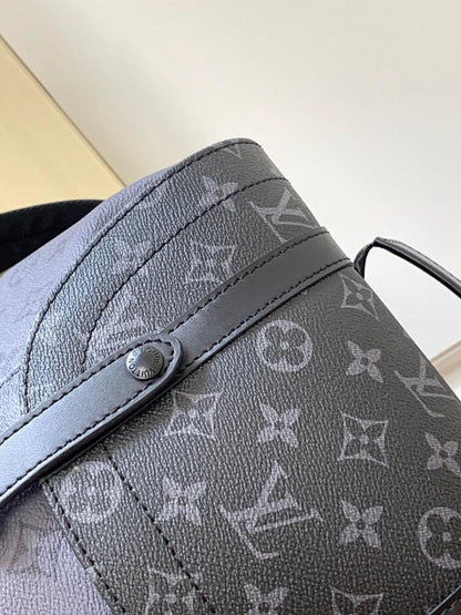 Elegant Black Canvas Backpack – Limited Edition